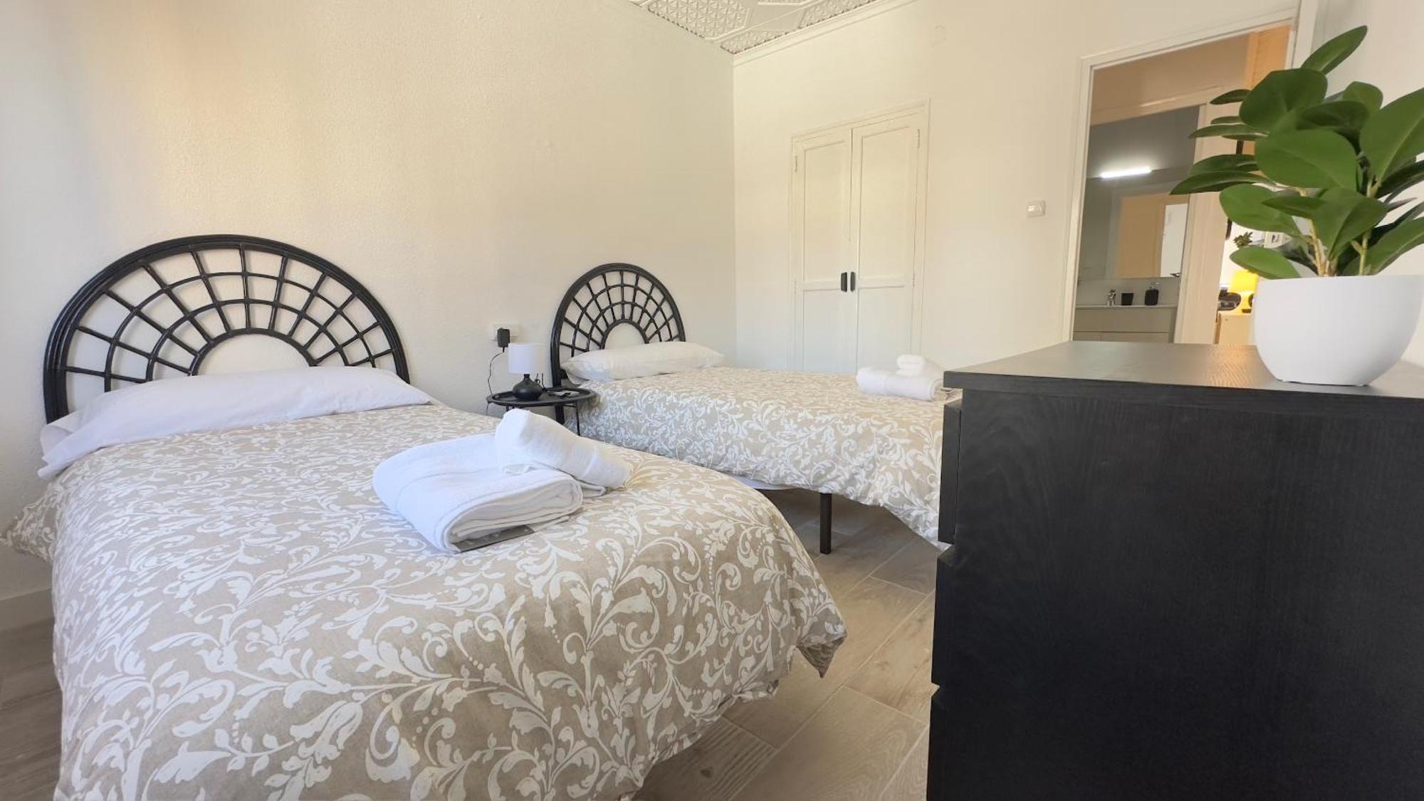 Apartamentos Vernia Ontinyent Bagian luar foto